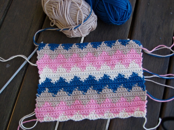 zig zag tapestry crochet pattern