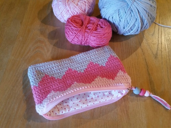 tapestry crochet bag